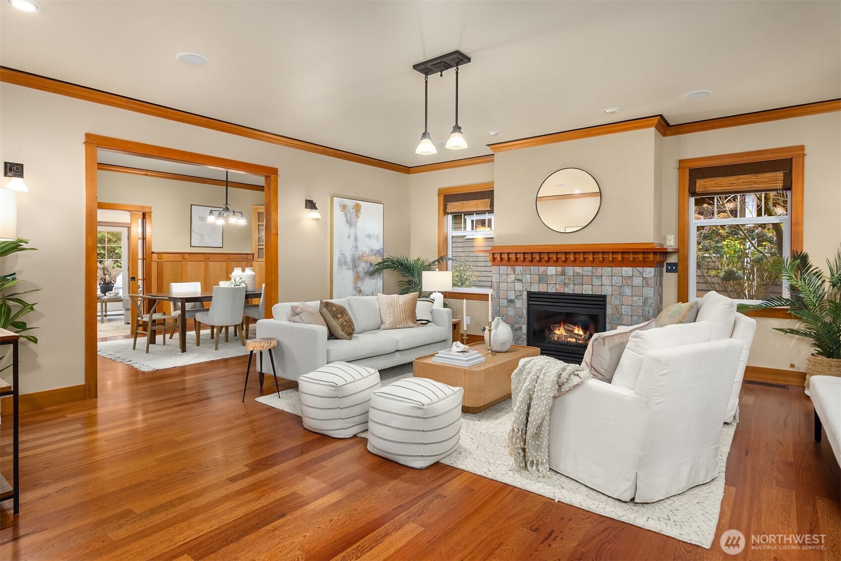 9641 NE North Town Loop