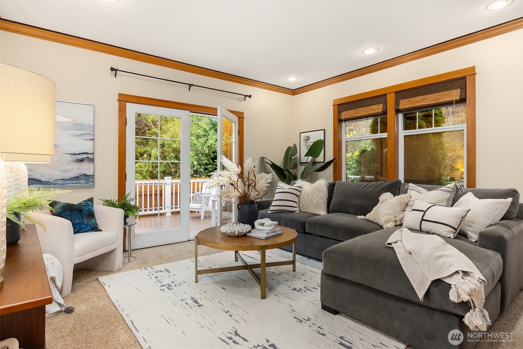 9641 NE North Town Loop