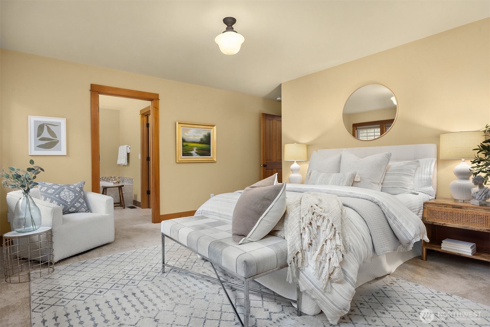 9641 NE North Town Loop