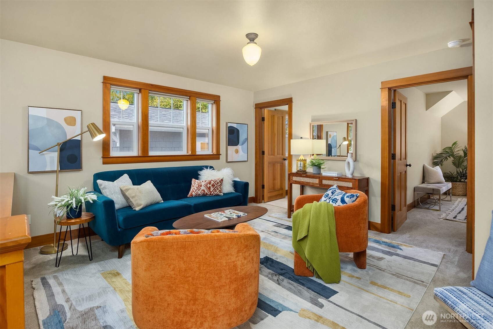 9641 NE North Town Loop