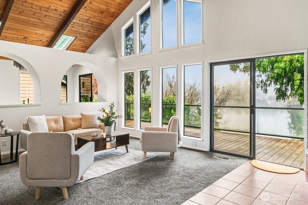 12820 Lake Avenue NW