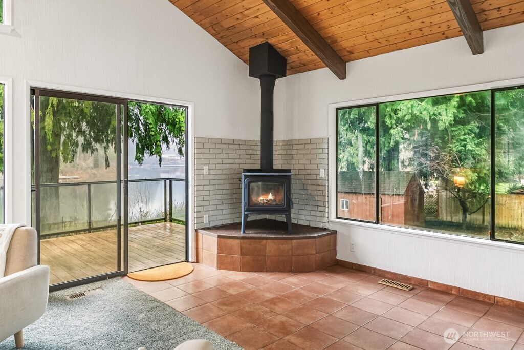 12820 Lake Avenue NW