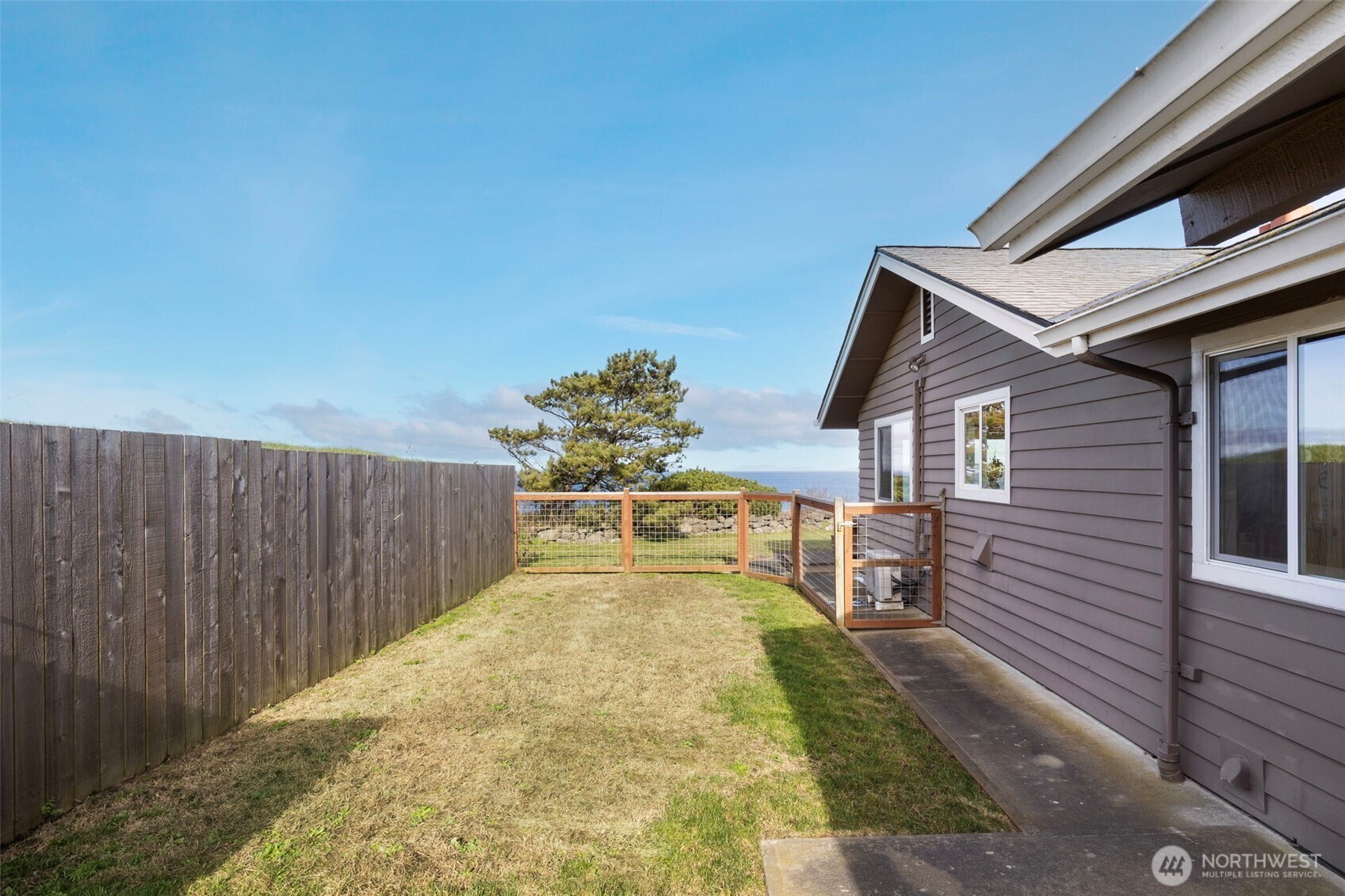 2775 Claremont Street