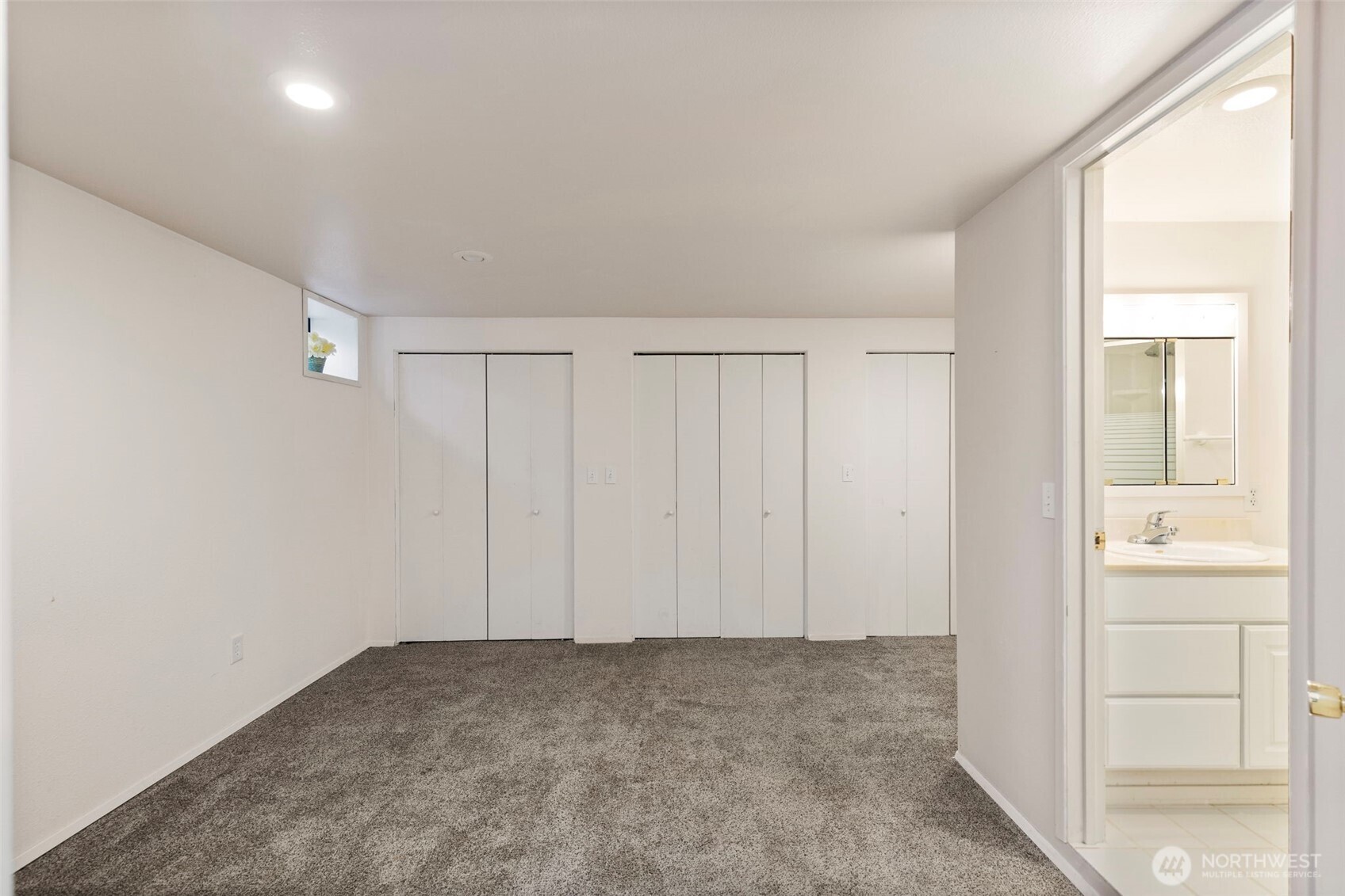 2775 Claremont Street