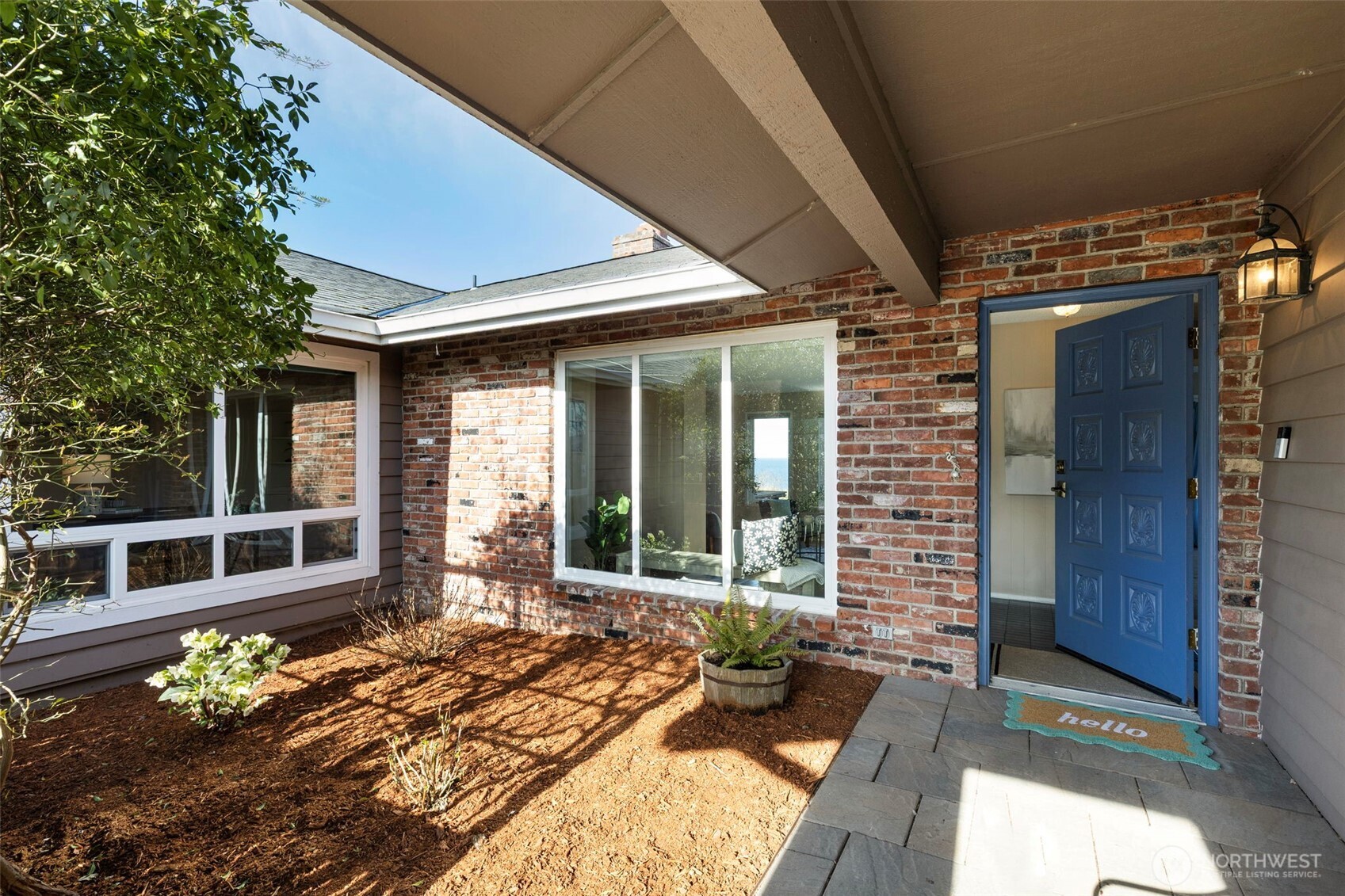 2775 Claremont Street