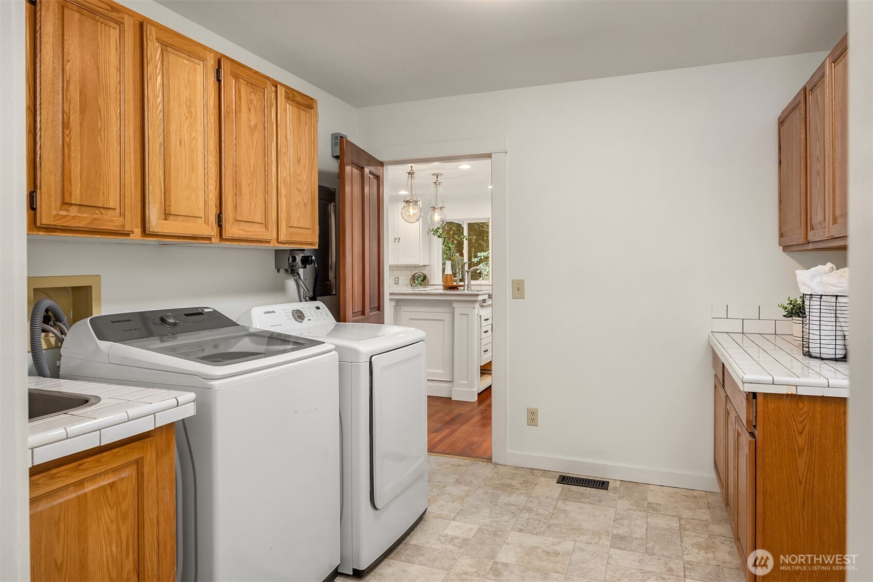 14440 Sunrise Drive NE