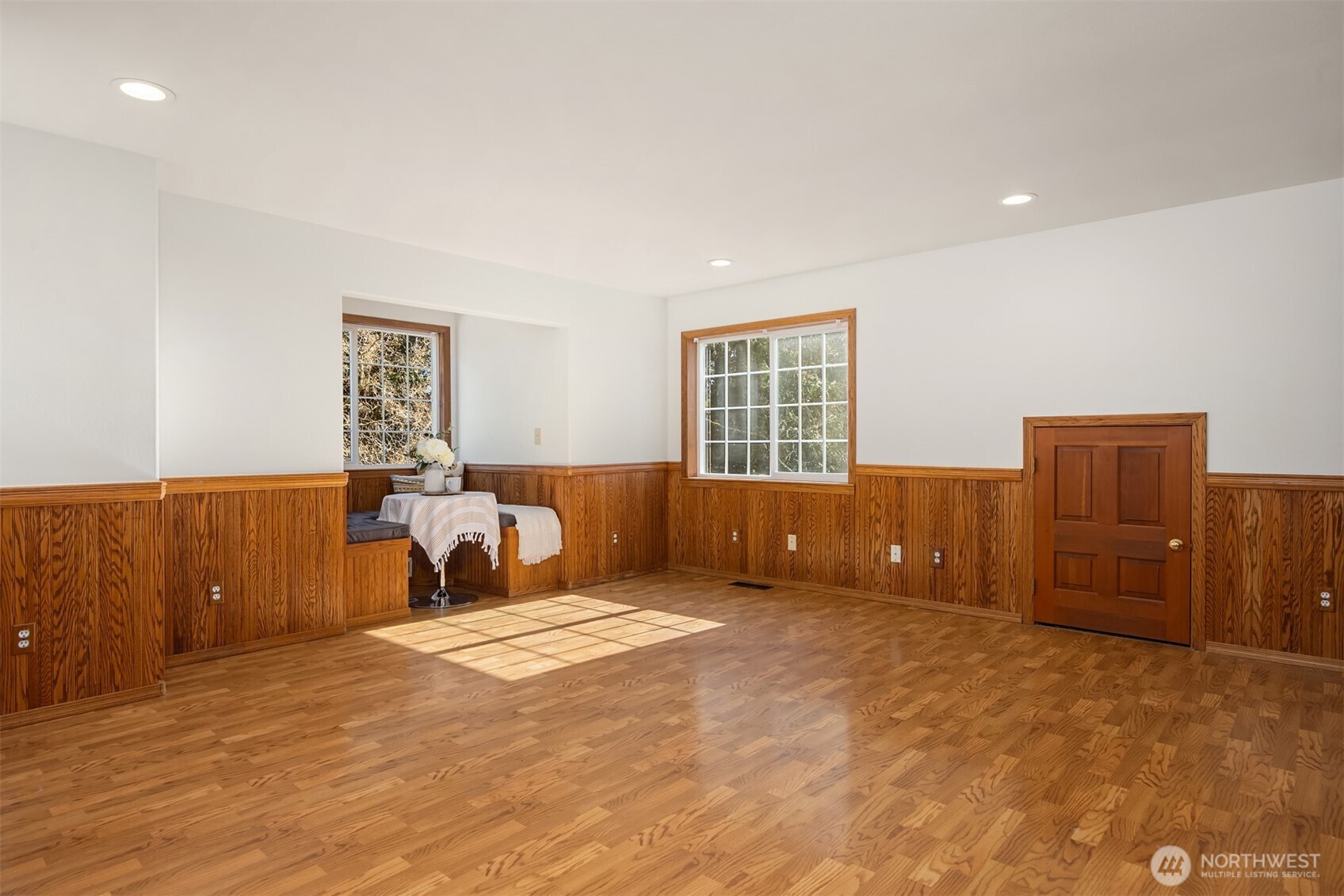 14440 Sunrise Drive NE