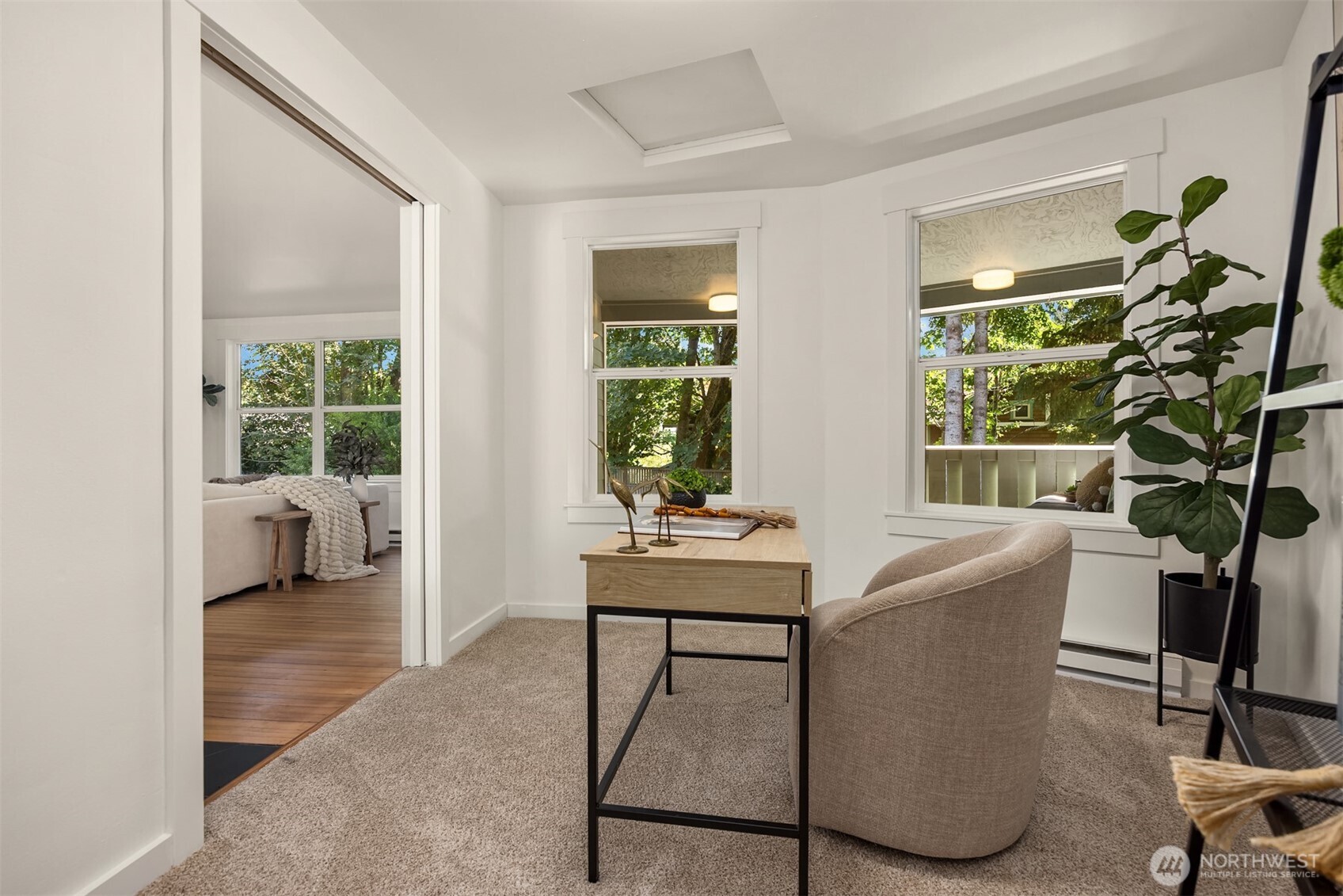 1574 NE Park View Drive Unit: 1