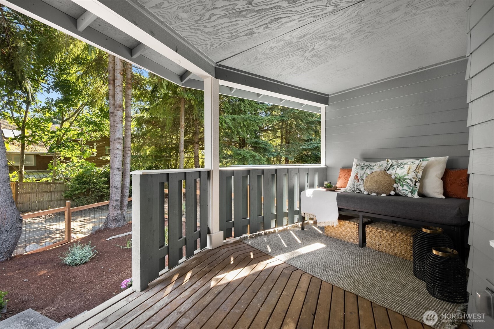 1574 NE Park View Drive Unit: 1