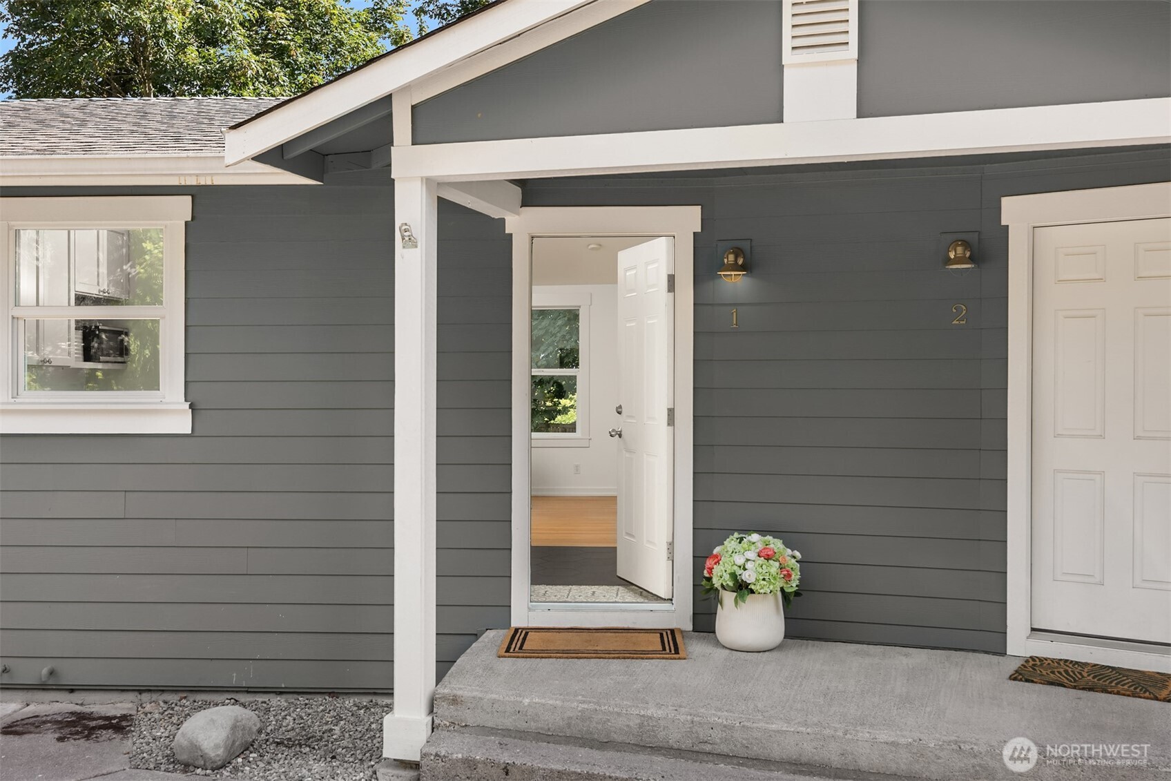 1574 NE Park View Drive Unit: 1