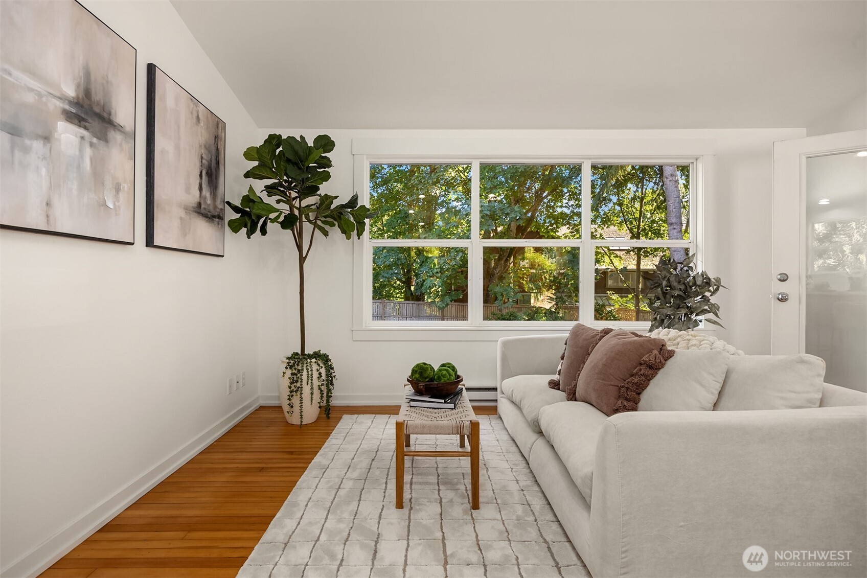 1574 NE Park View Drive Unit: 1