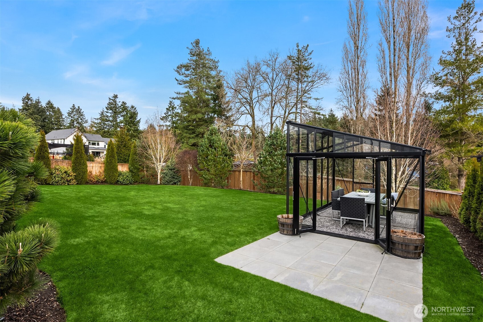 8711 NE Winslow Grove Court