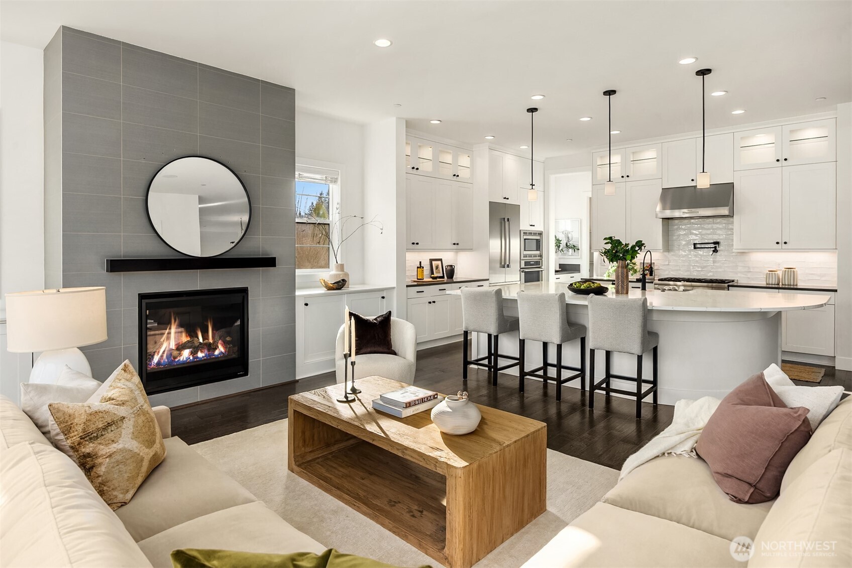 8711 NE Winslow Grove Court