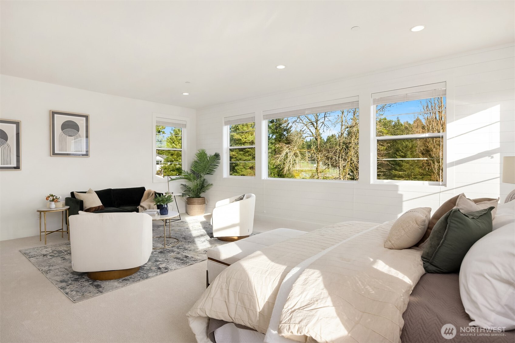 8711 NE Winslow Grove Court