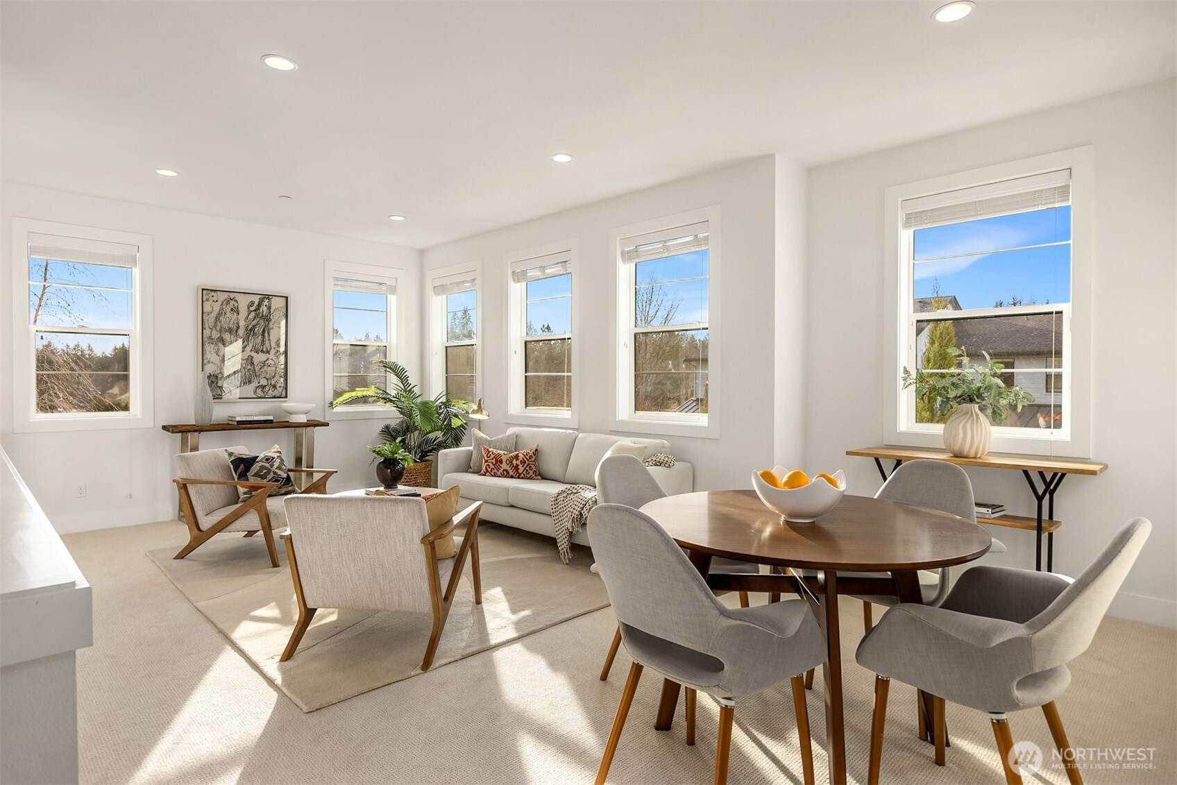 8711 NE Winslow Grove Court