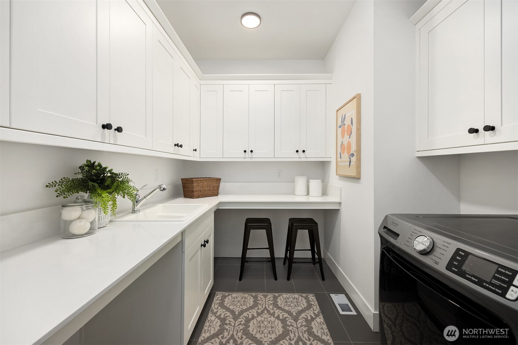 8711 NE Winslow Grove Court