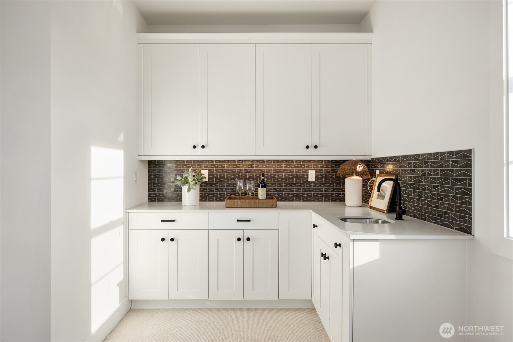 8711 NE Winslow Grove Court