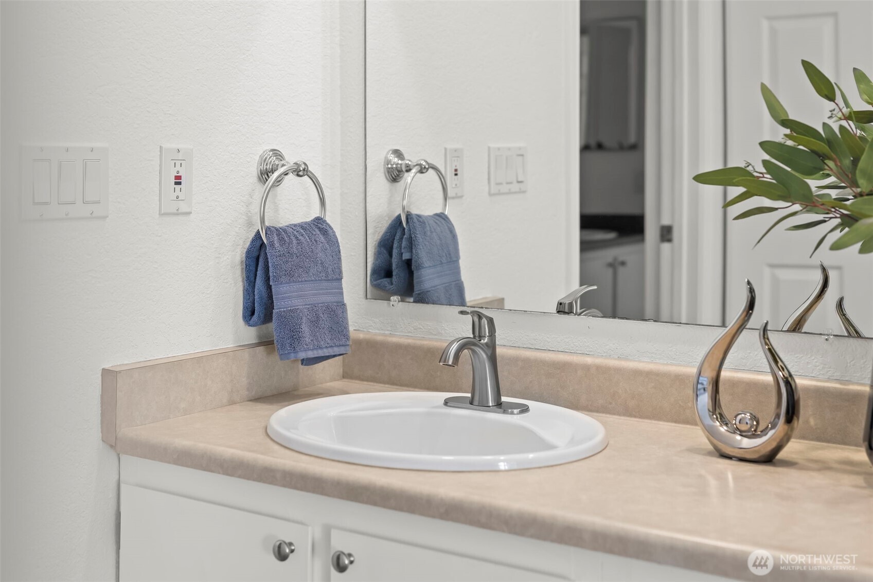 1725 W Sunn Fjord Lane Unit: J304
