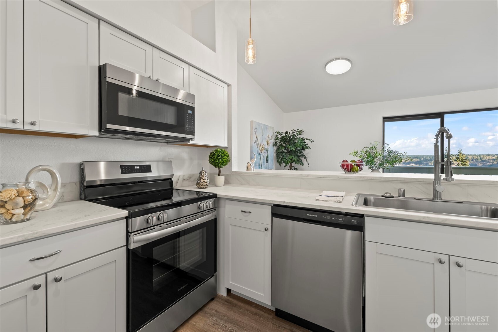 1725 W Sunn Fjord Lane Unit: J304