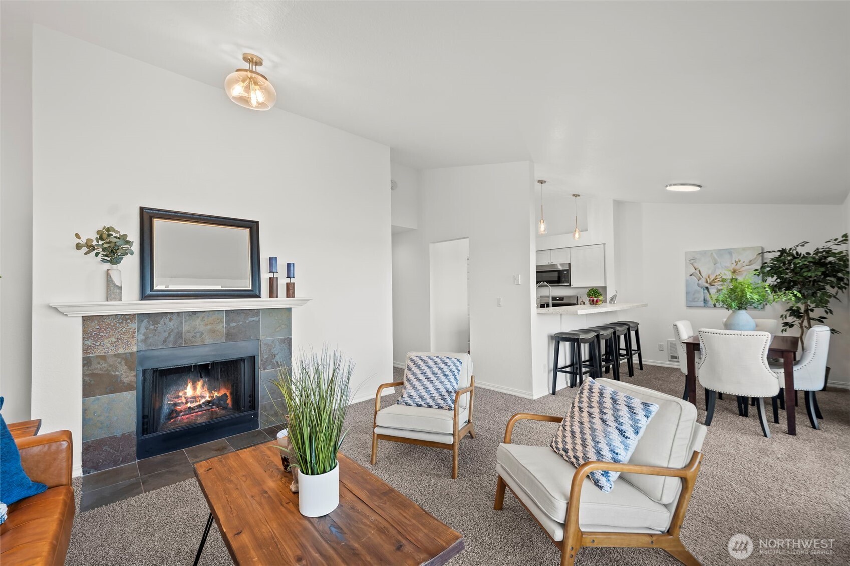 1725 W Sunn Fjord Lane Unit: J304