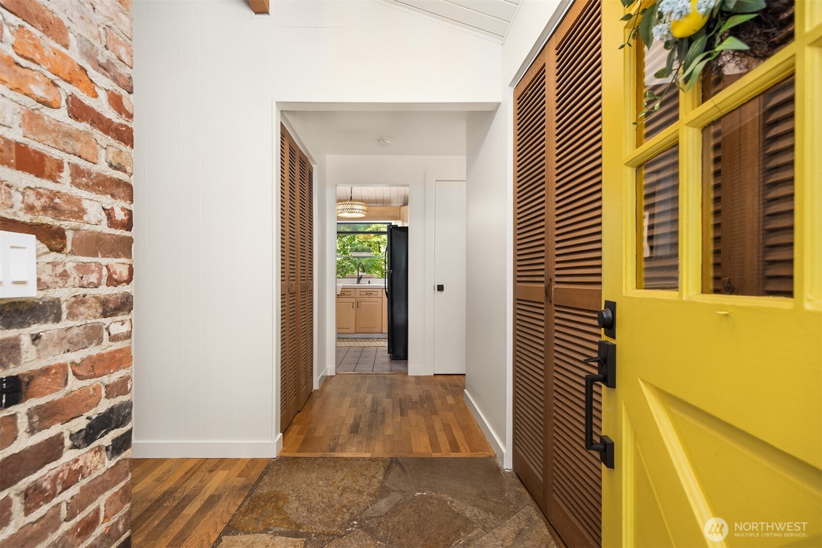 5836 Battle Point Drive NE