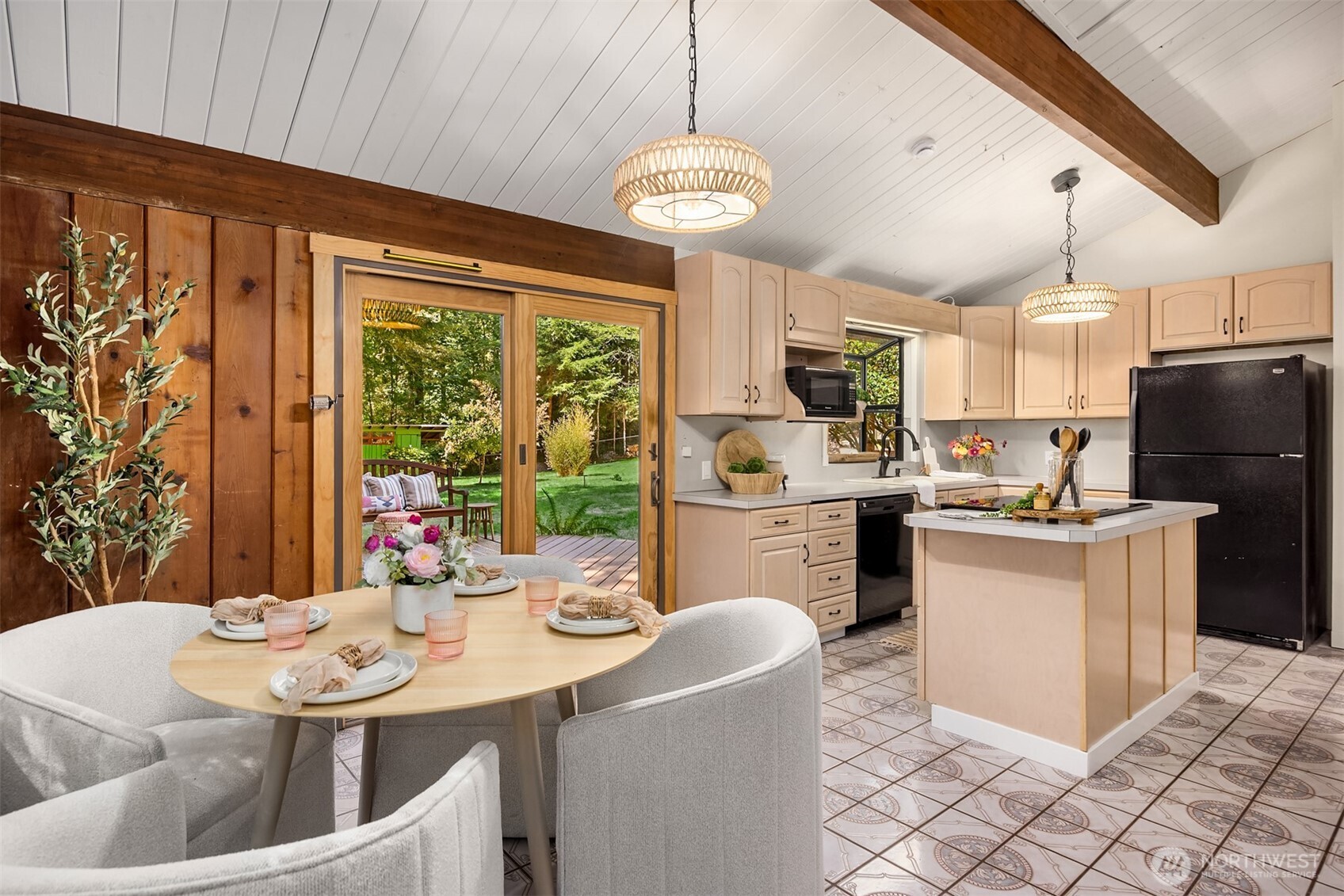 5836 Battle Point Drive NE