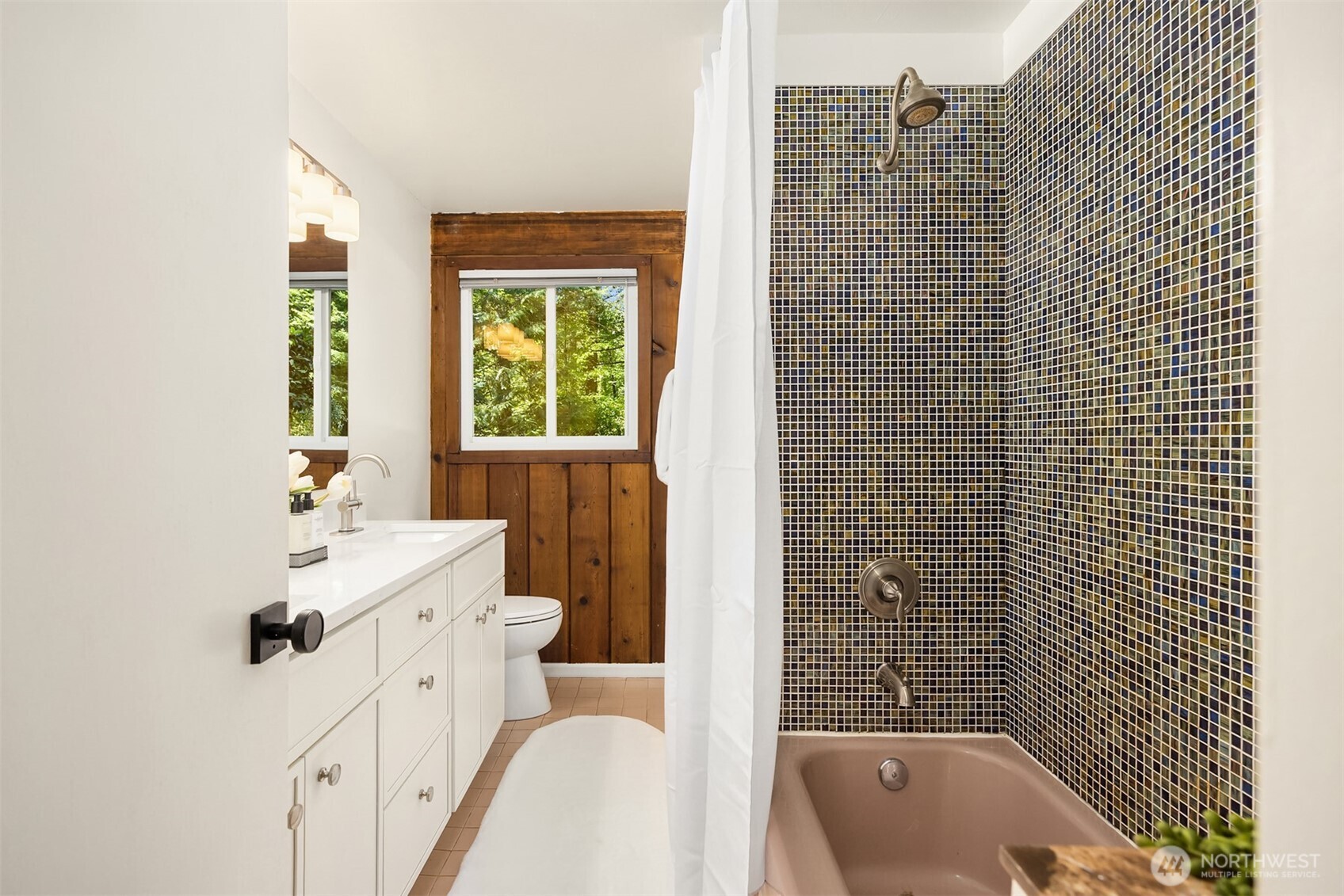 5836 Battle Point Drive NE