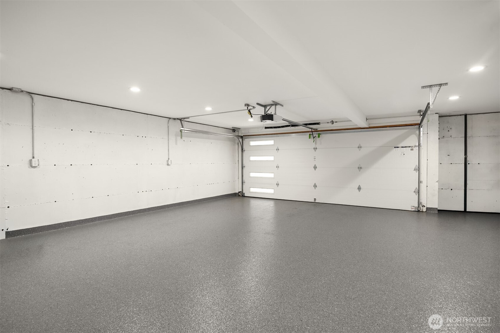 13532 Phelps Road NE