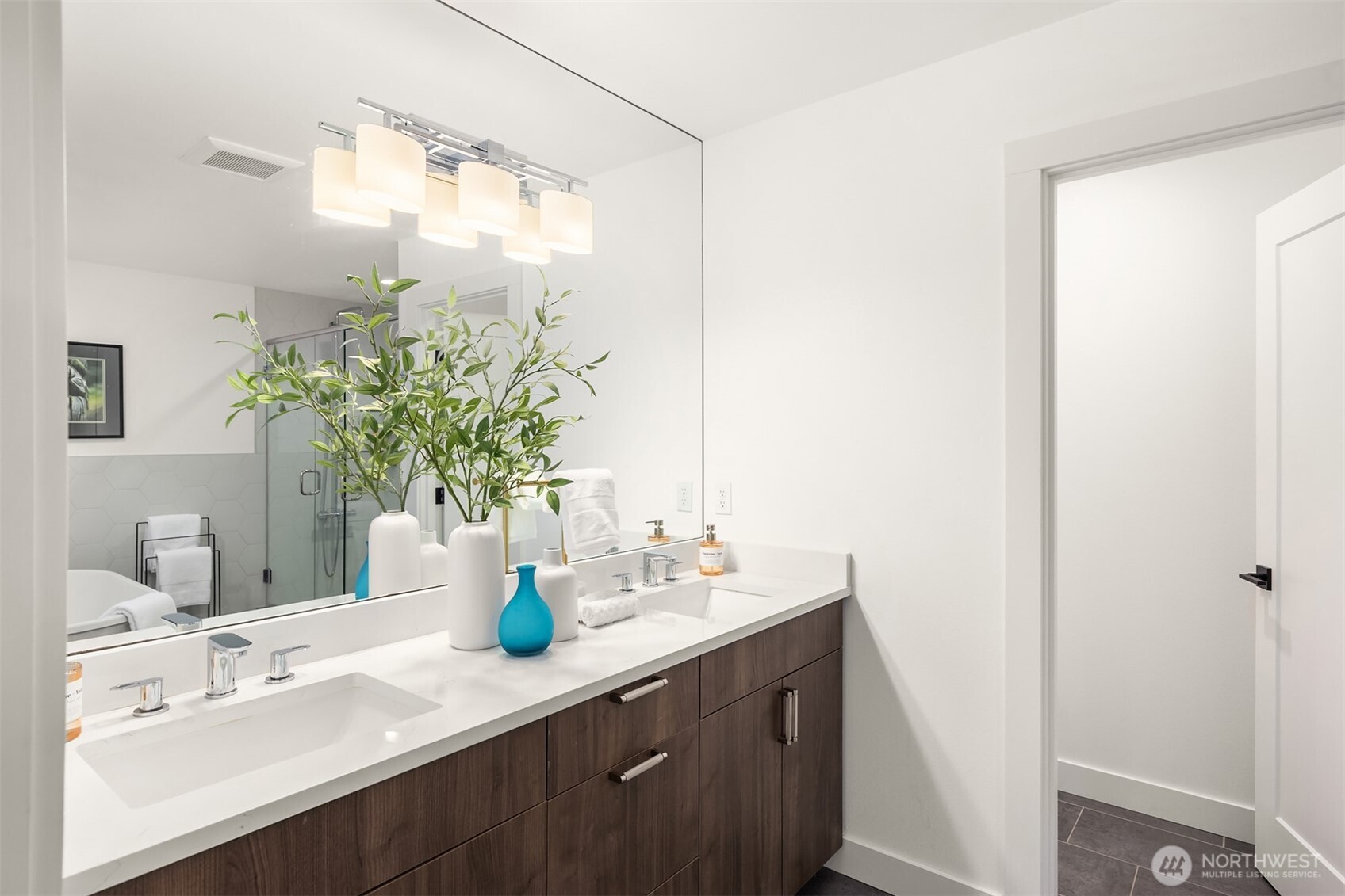 13532 Phelps Road NE