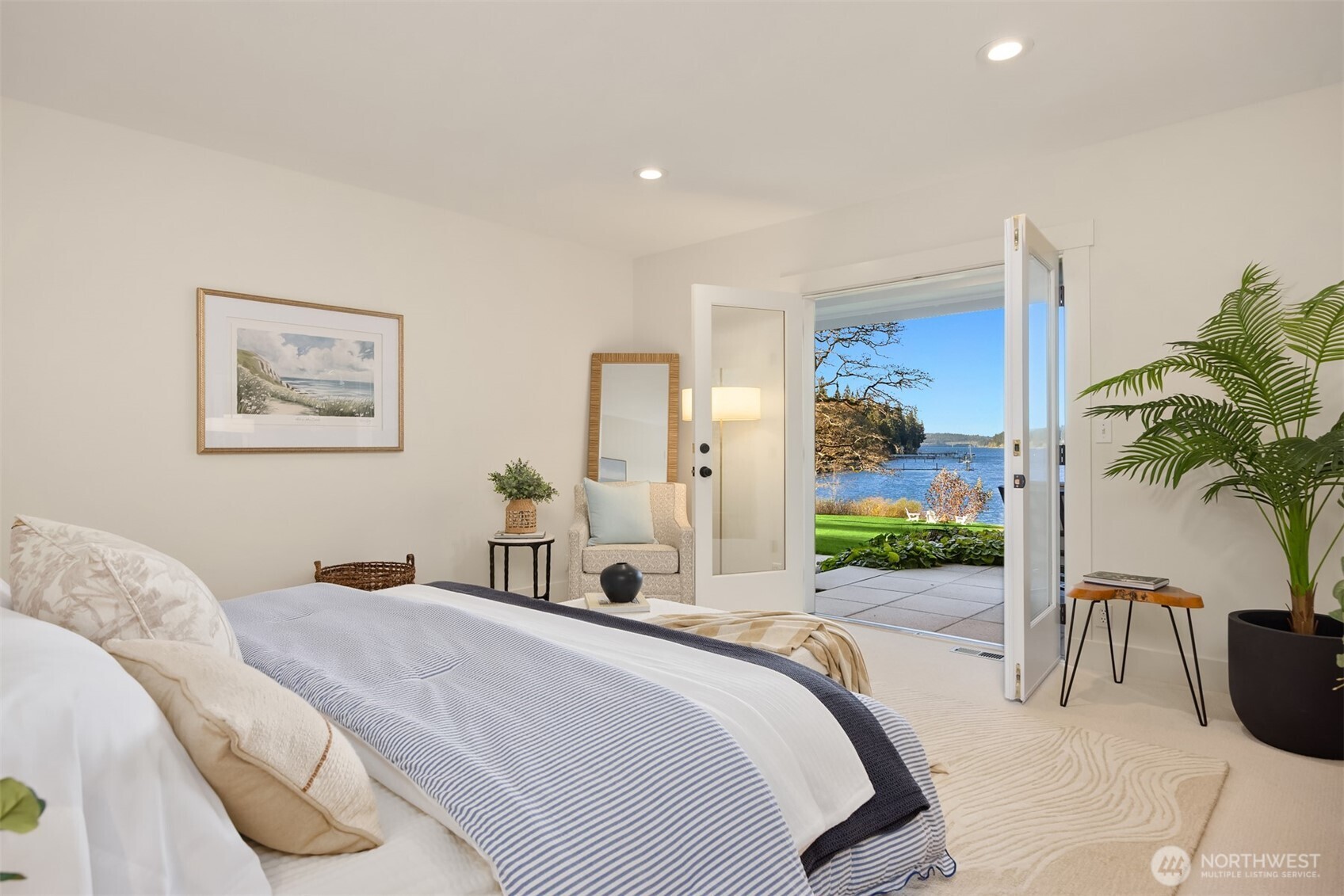 10478 Arrow Point Drive NE