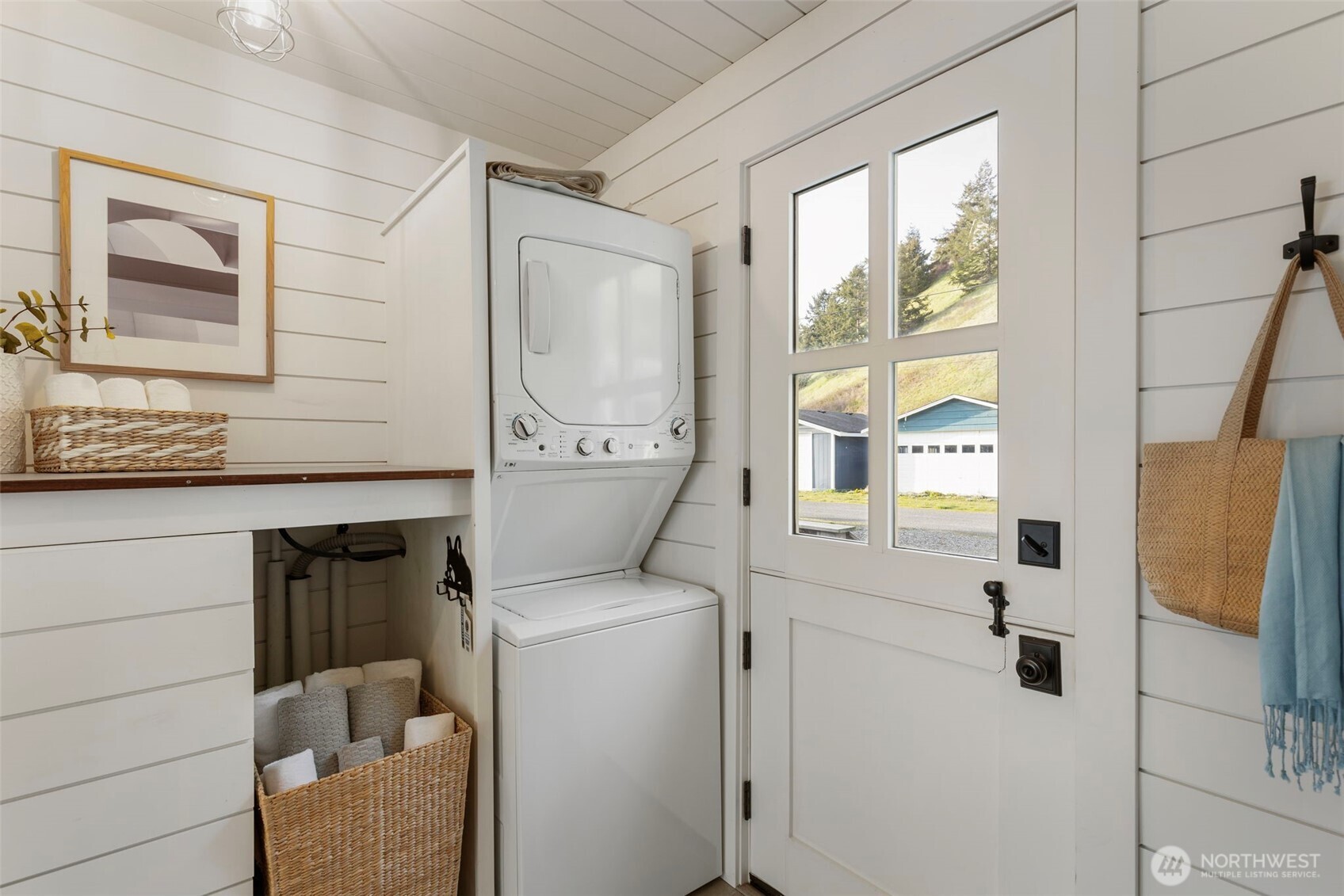 1180 Beckett Point Road