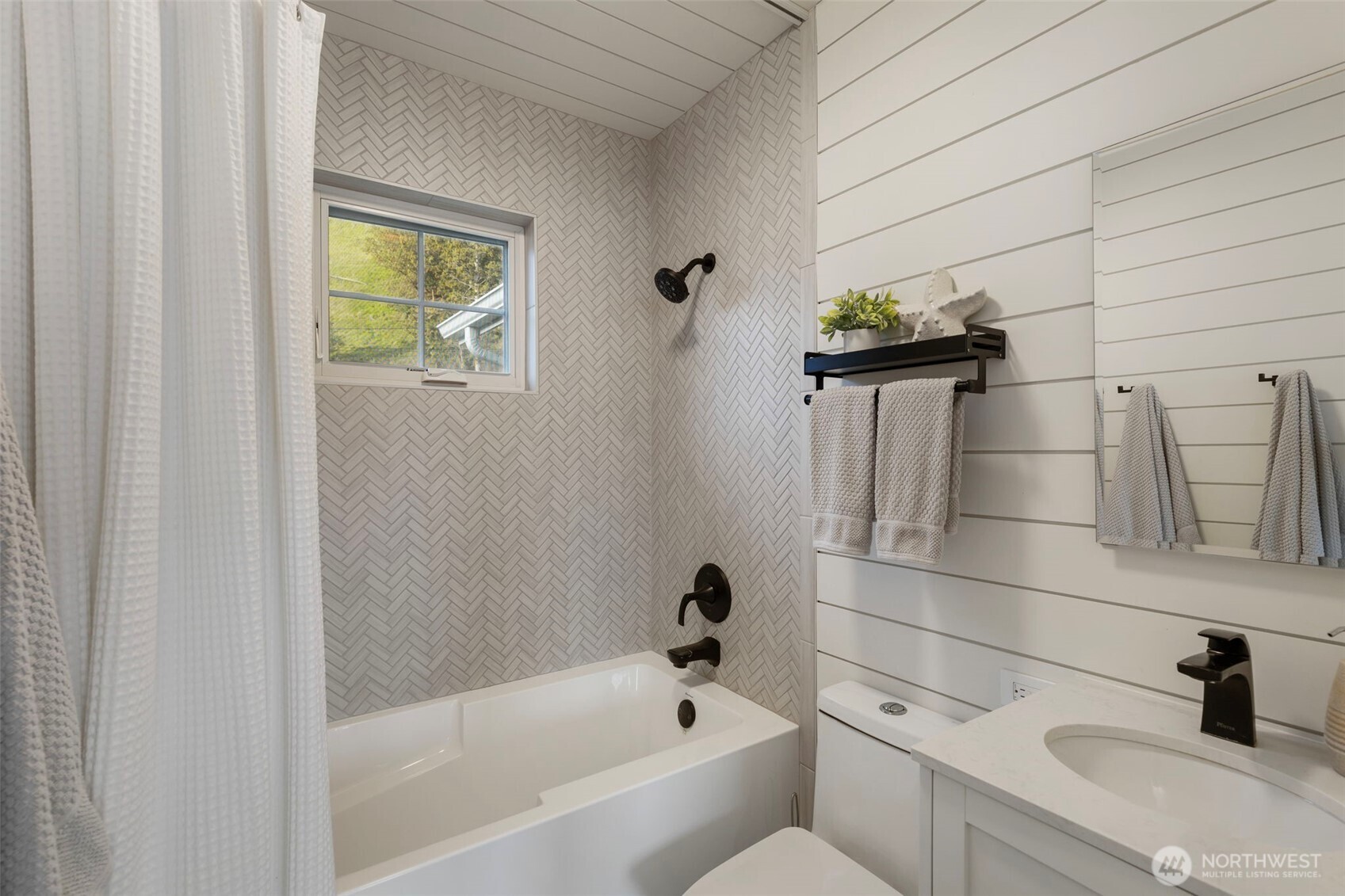 1180 Beckett Point Road