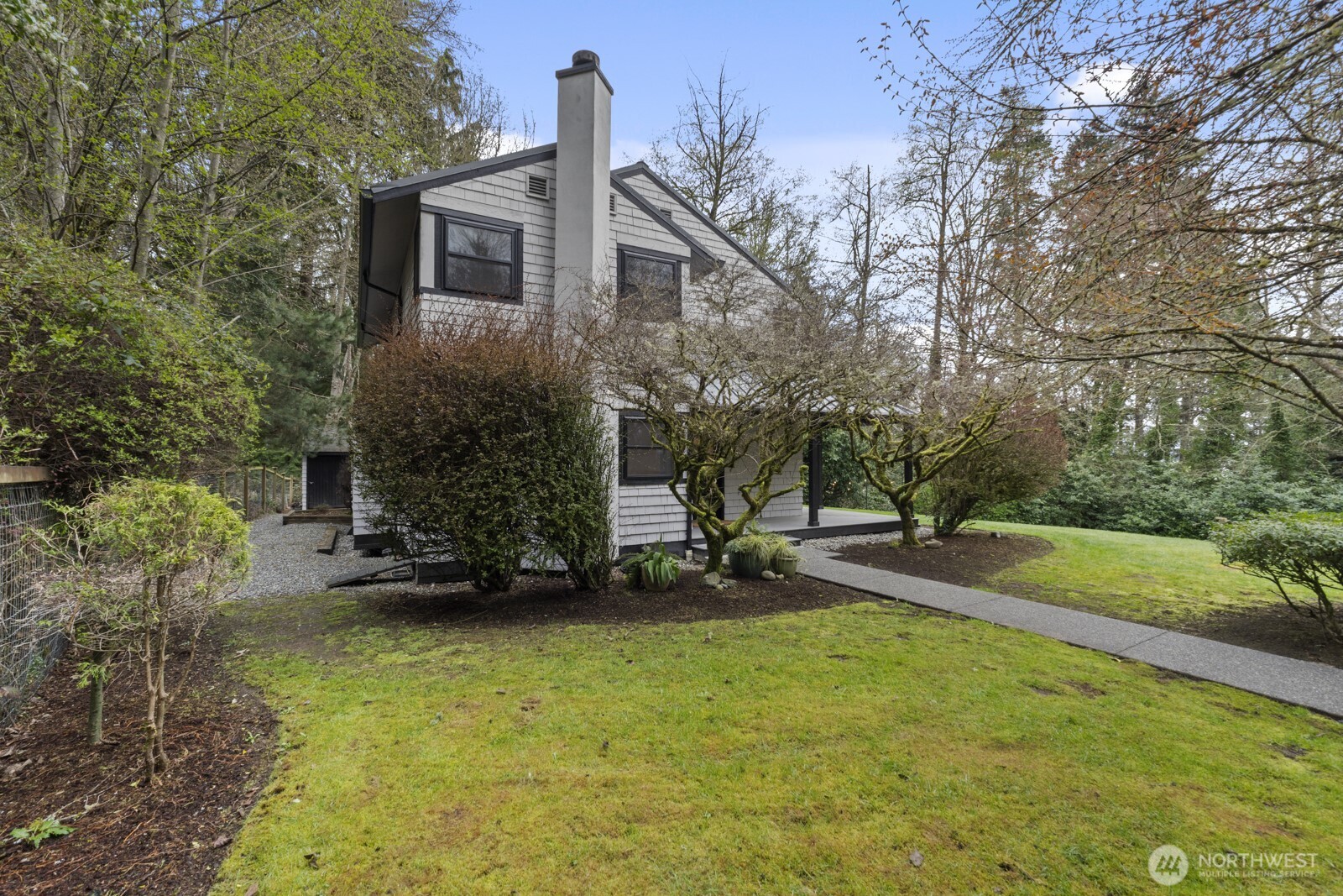 10368 NE Sunrose Lane