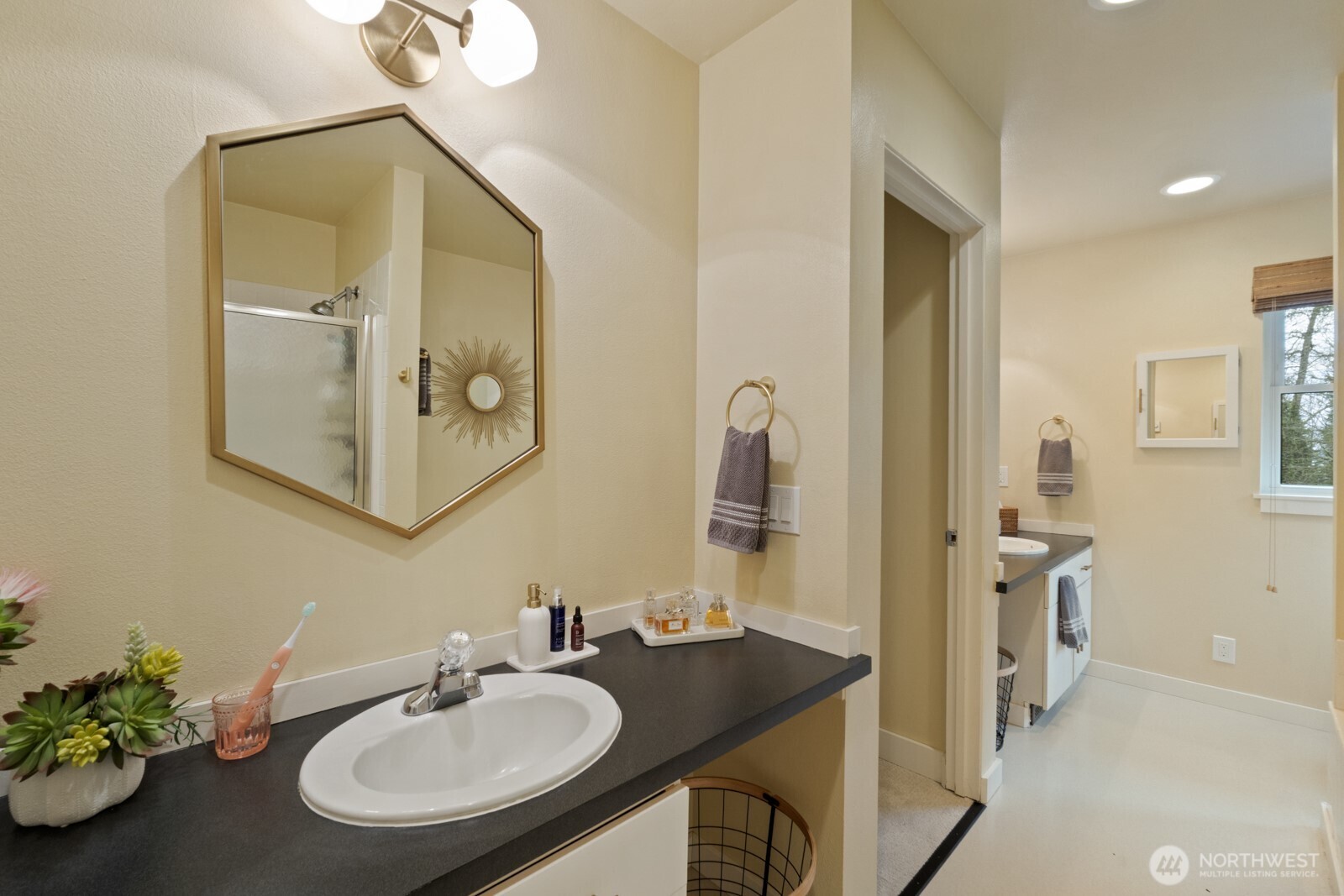 10368 NE Sunrose Lane