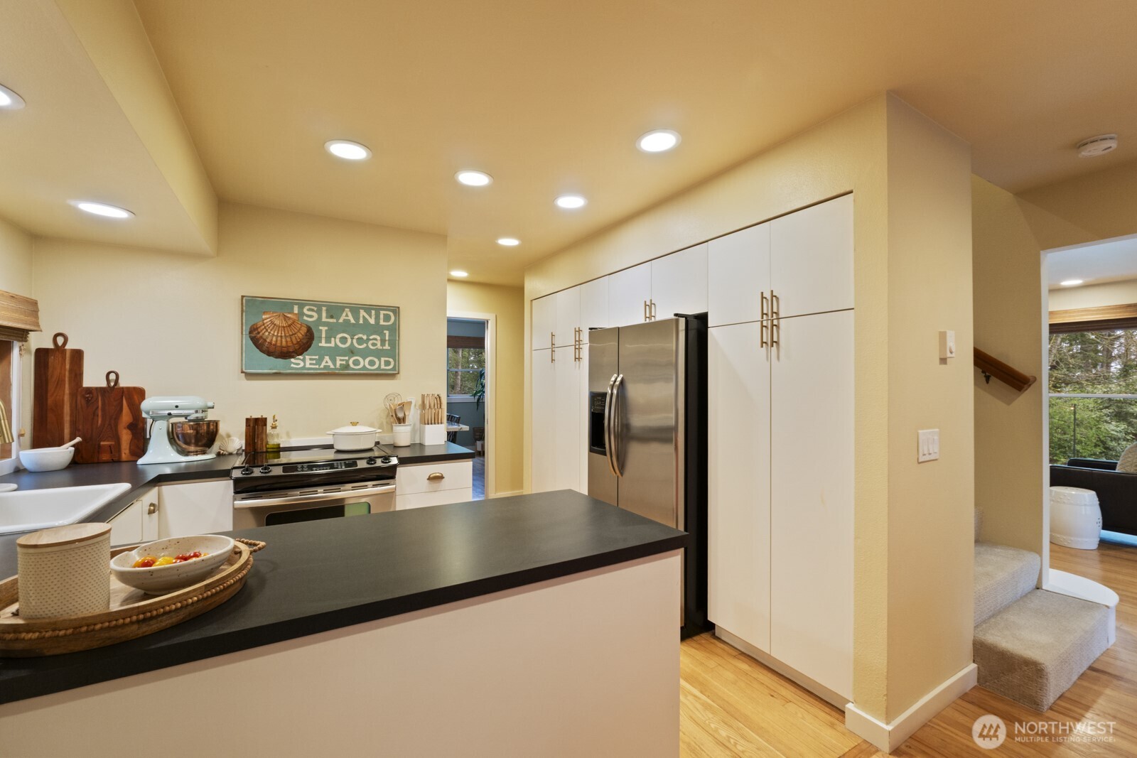 10368 NE Sunrose Lane