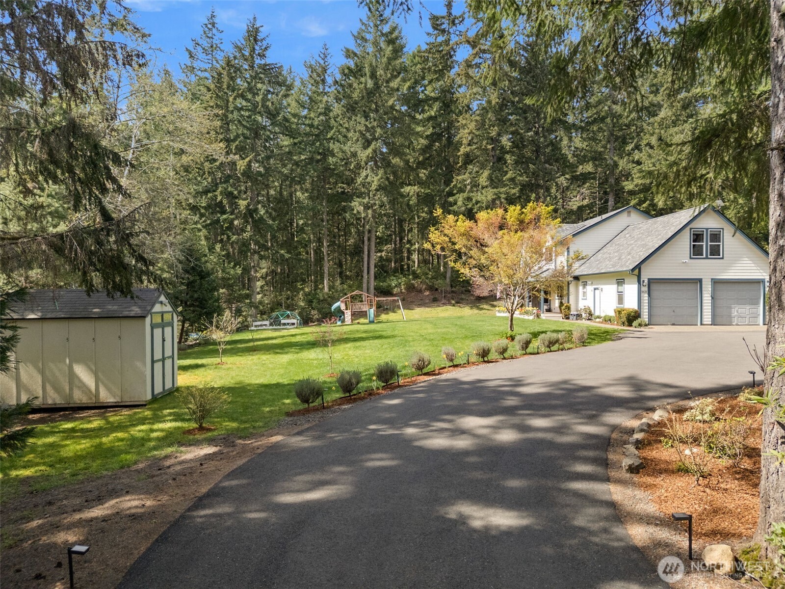 5623 NW Millglade Lane