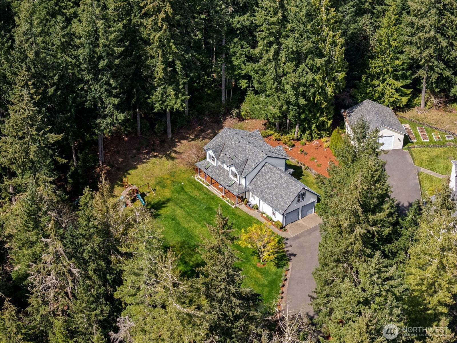 5623 NW Millglade Lane