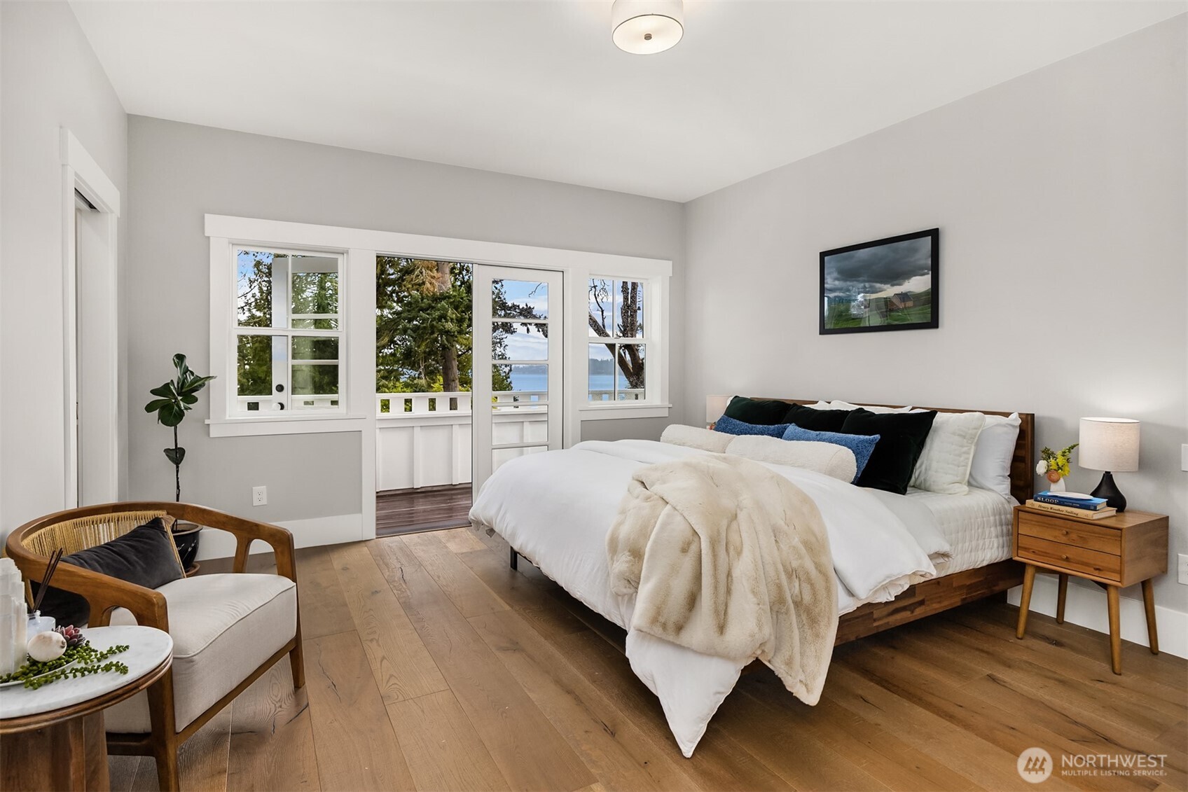 10717 NE Manitou Park Boulevard