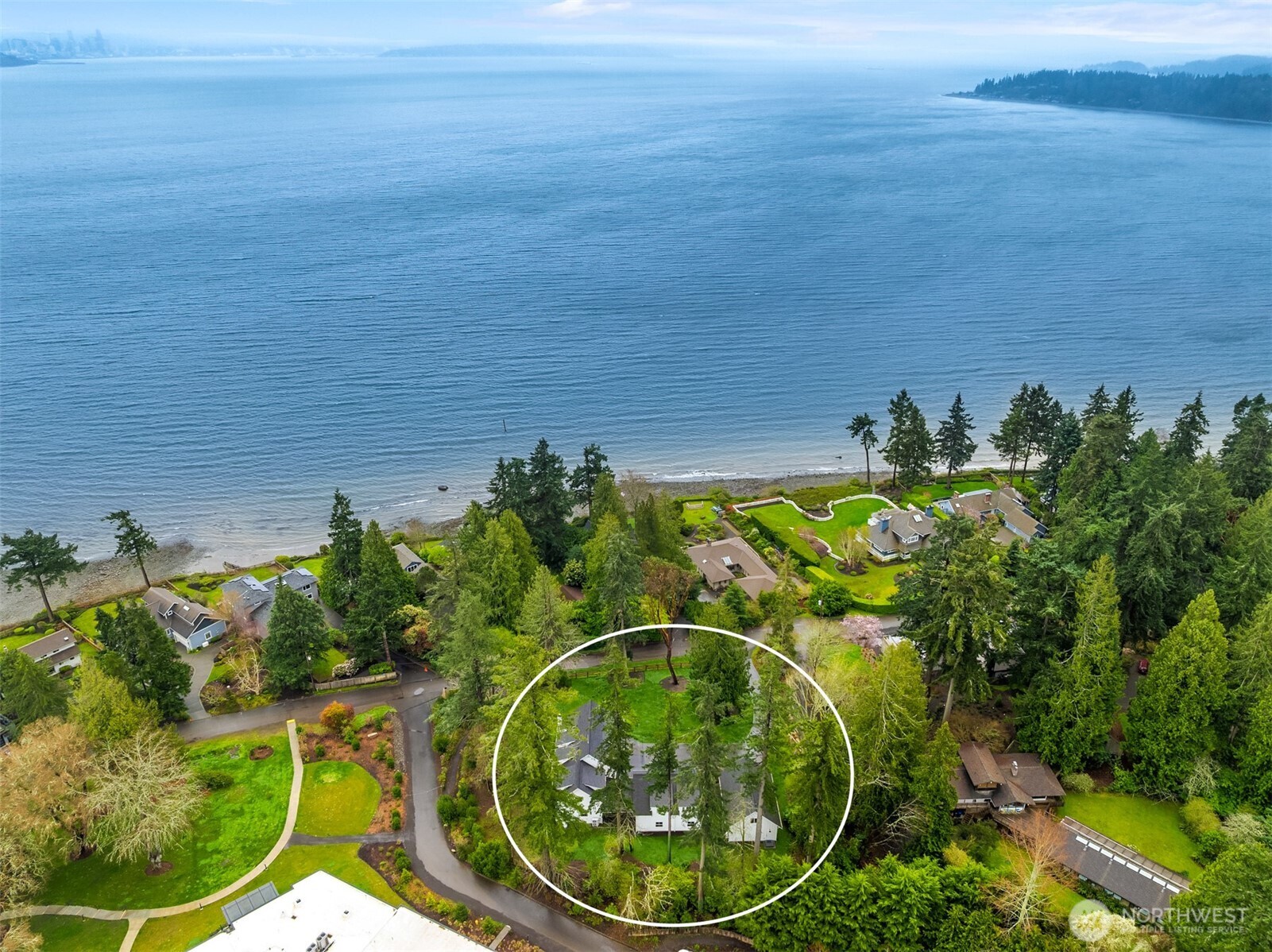 10717 NE Manitou Park Boulevard