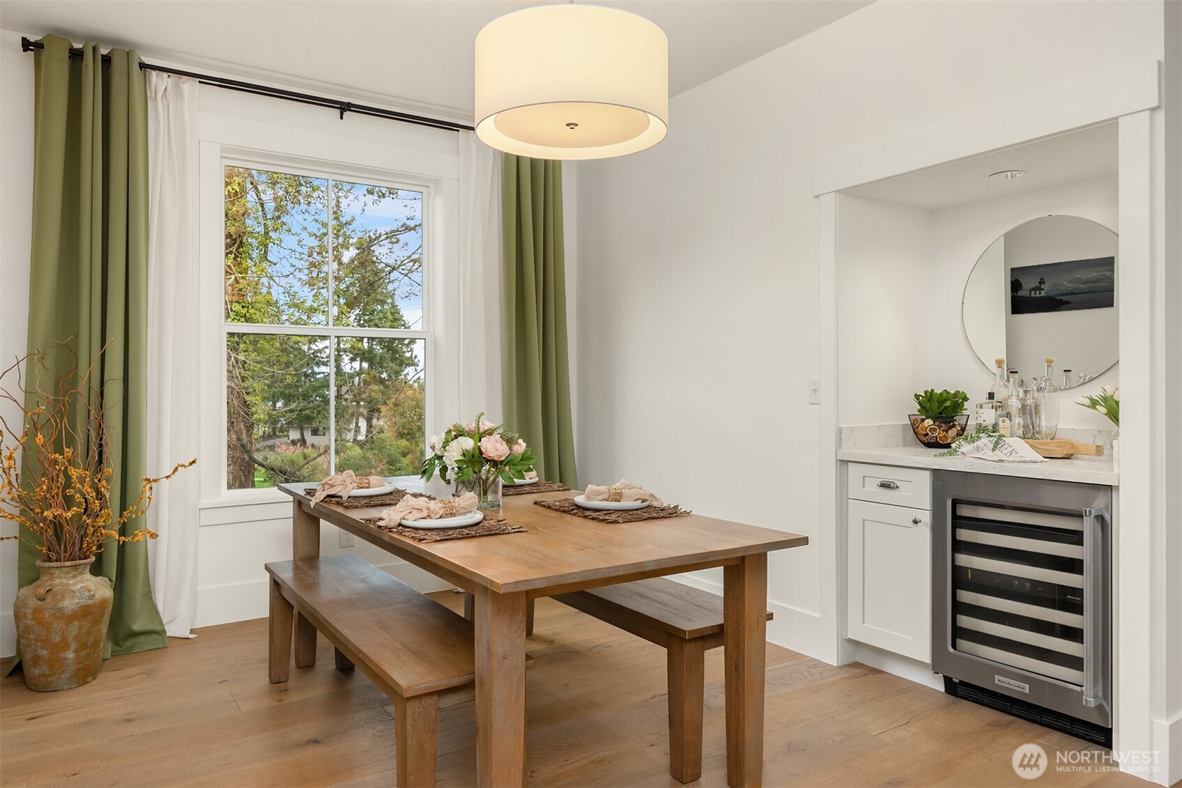 10717 NE Manitou Park Boulevard