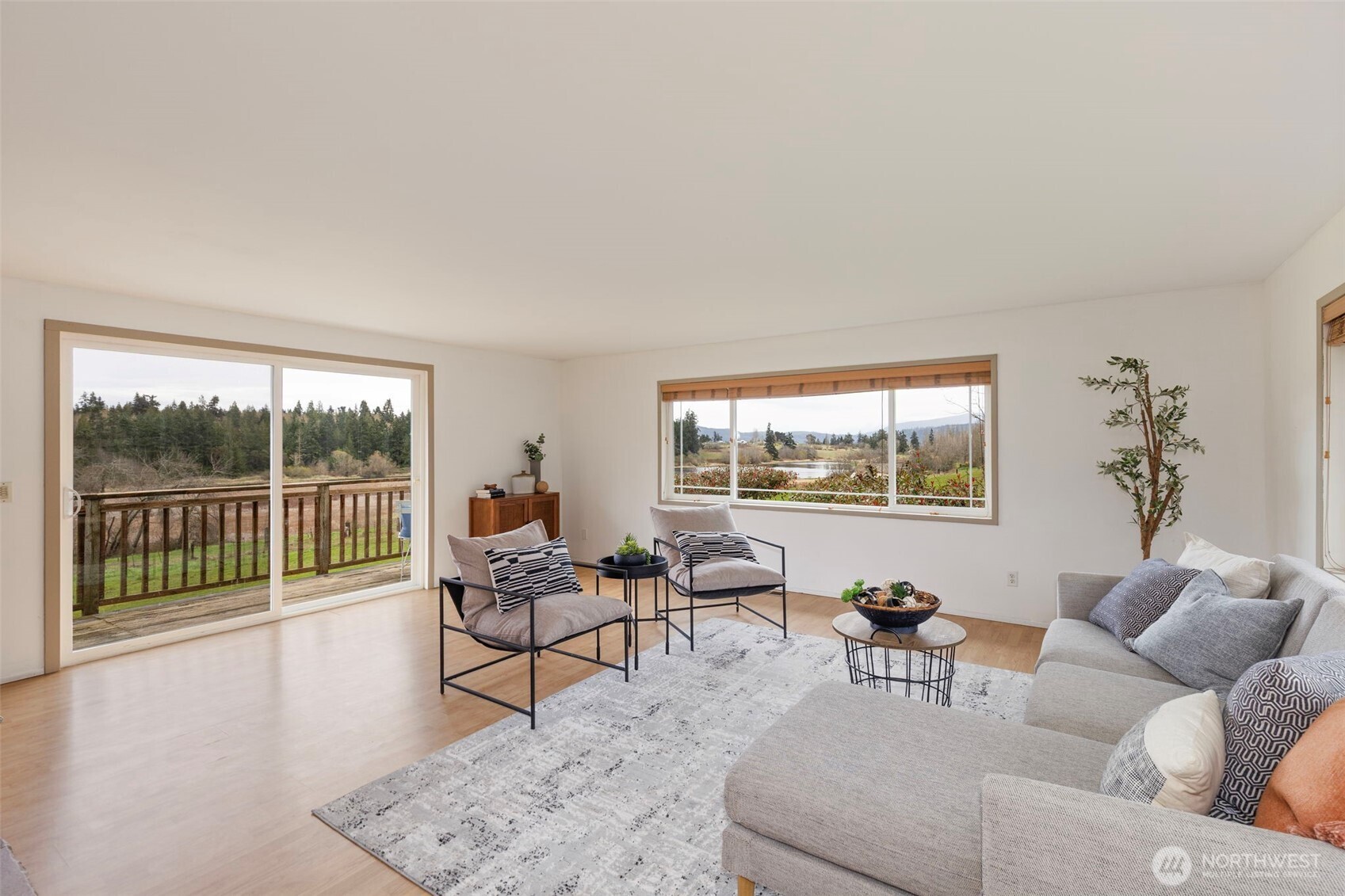 3161 S Discovery Road