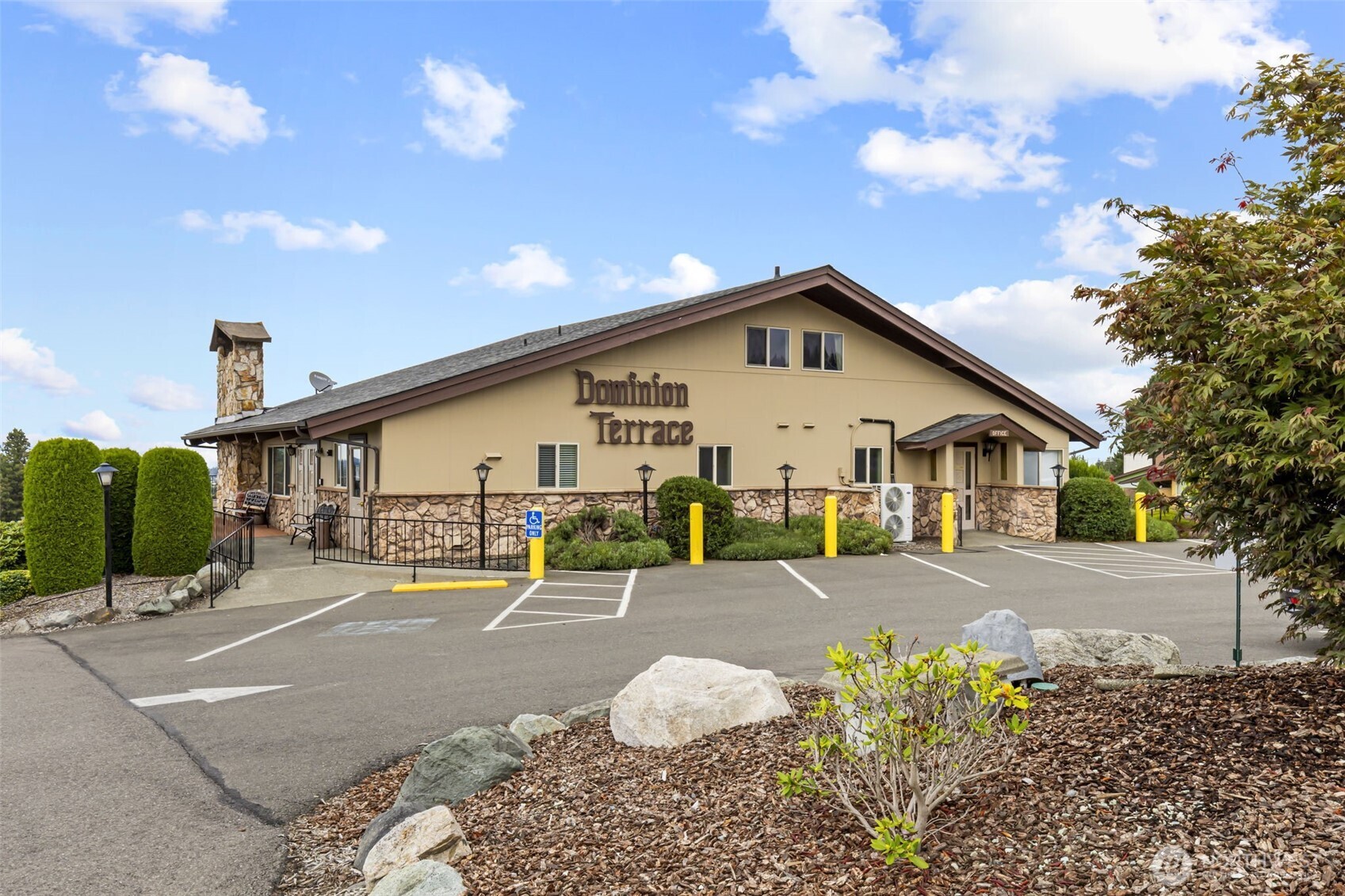 1301 S 3rd Avenue Unit: 4B