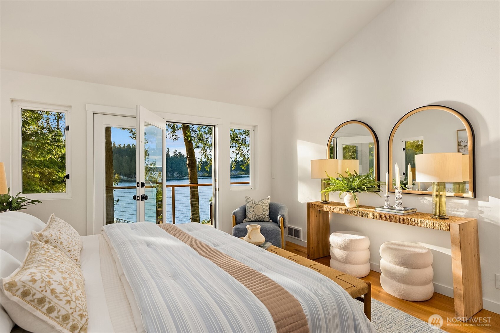 6518 NE Monte Vista Drive