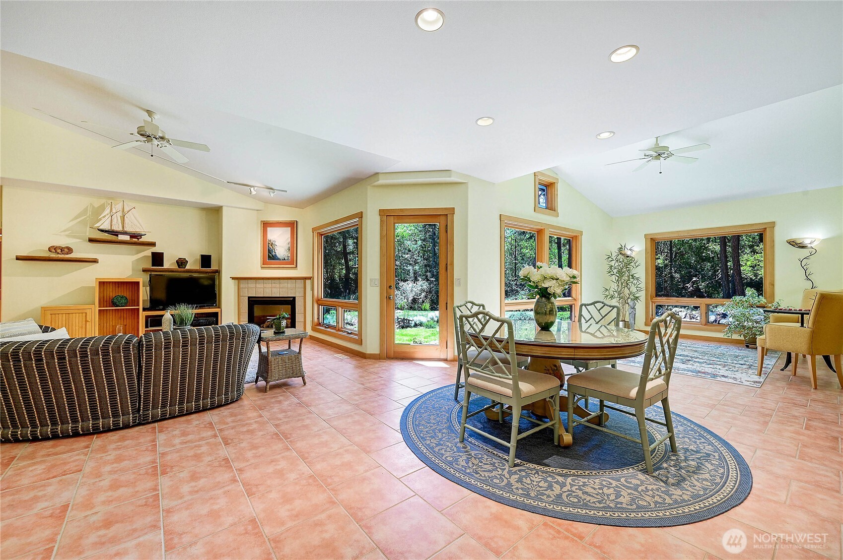33 Westridge Court