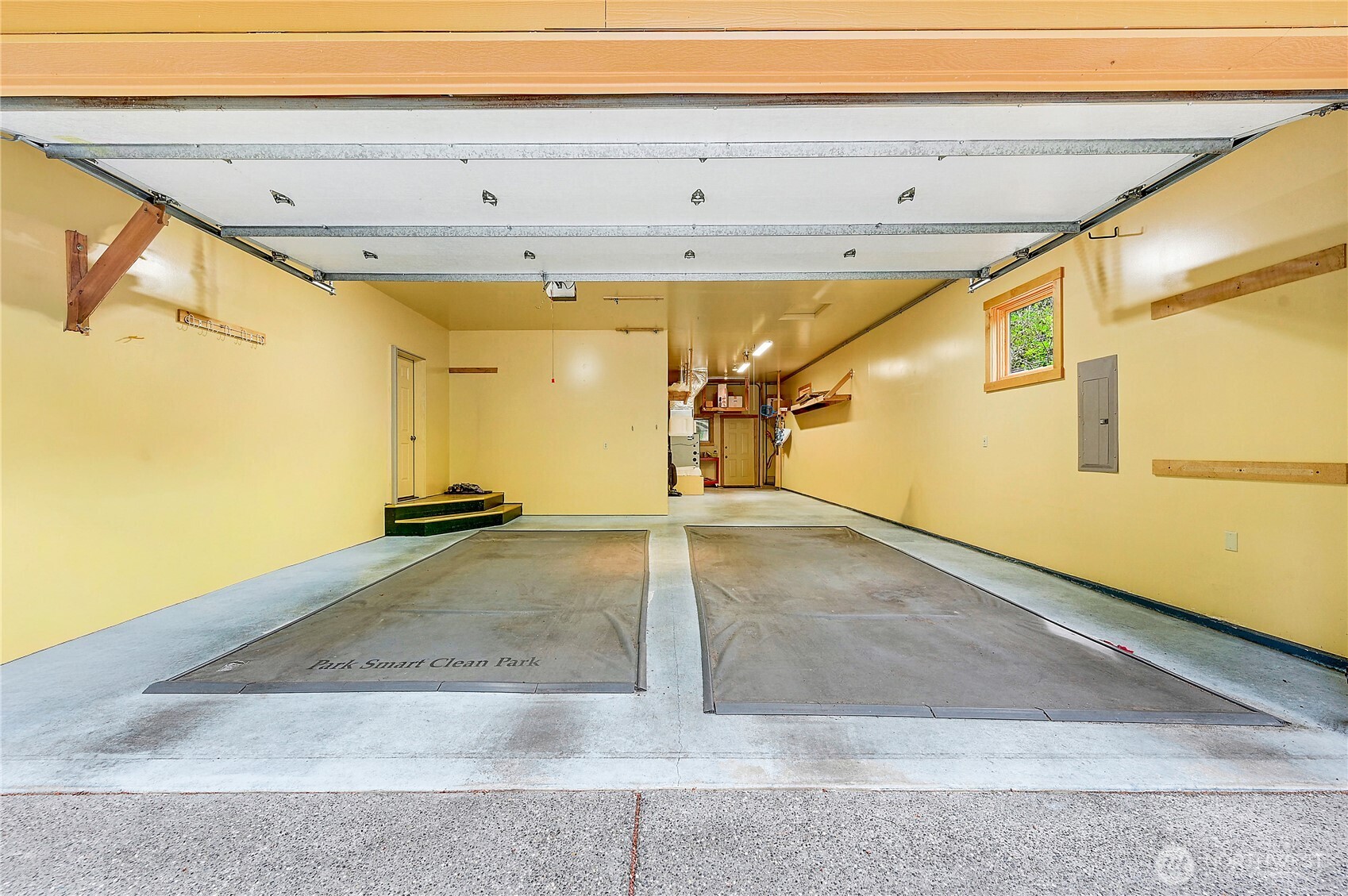 33 Westridge Court