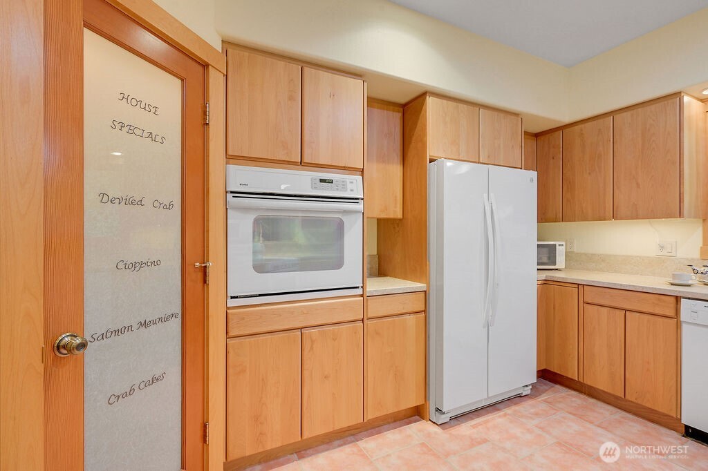 33 Westridge Court