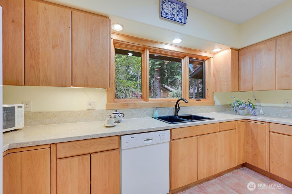 33 Westridge Court