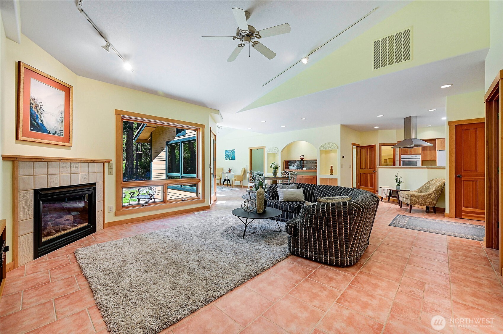 33 Westridge Court
