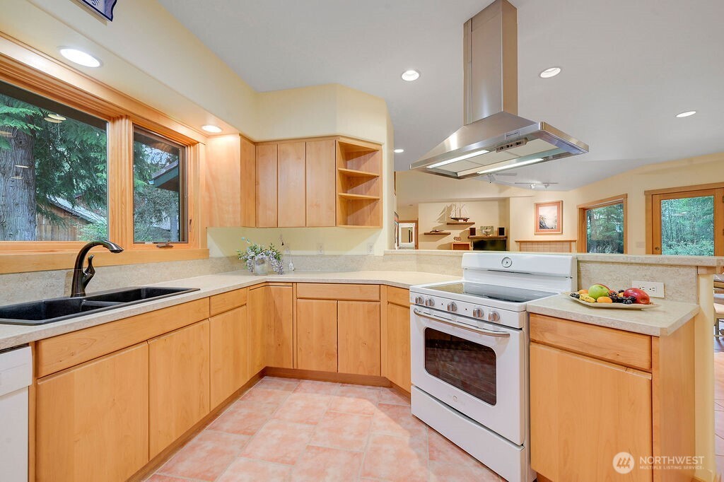33 Westridge Court