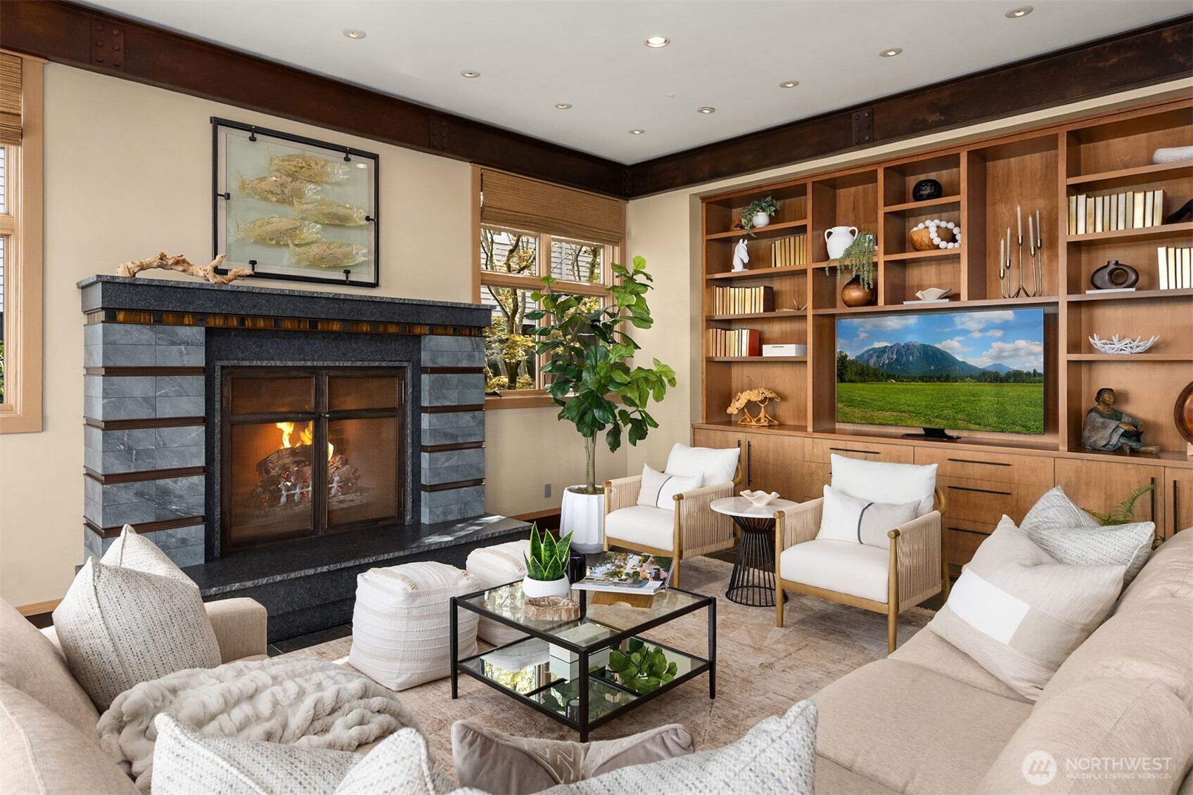 4290 Rockaway Beach Road NE